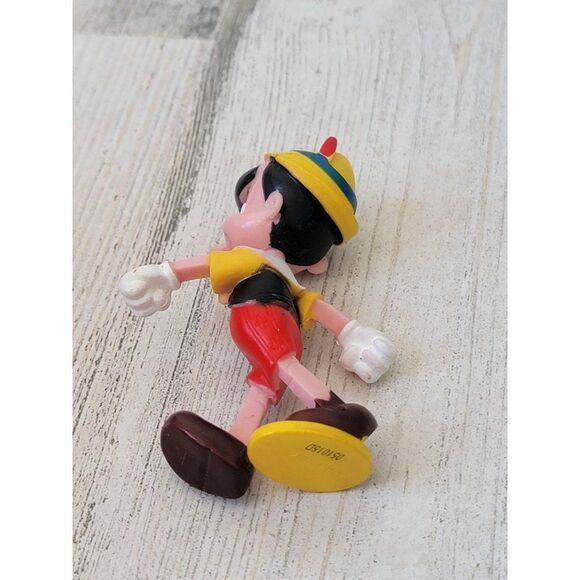 Disney Pixar Pinocchio mini boy real toy figure - Picture 4 of 5